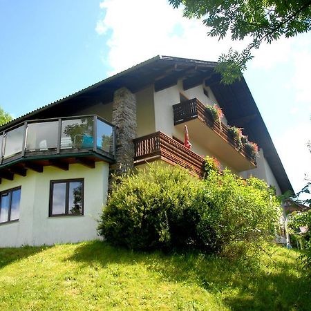 Fruehstueckspension Wiesenhaus Miesenbach  エクステリア 写真