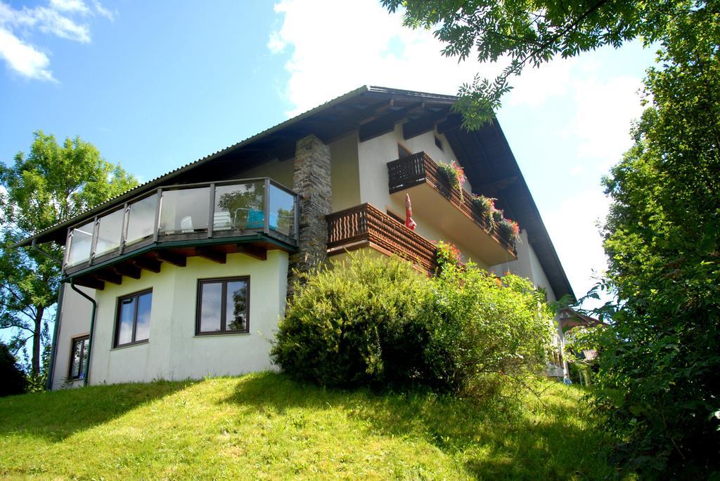 Fruehstueckspension Wiesenhaus Miesenbach  エクステリア 写真